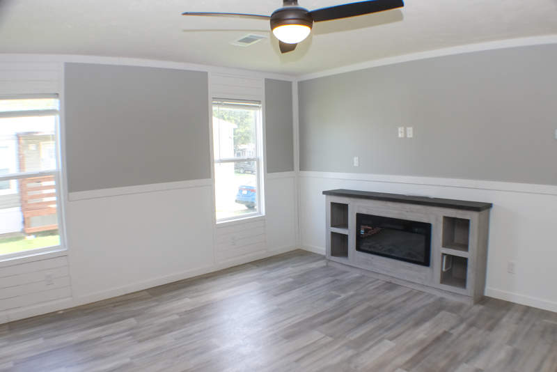 Listing-1572-Photo-bf9c7f97-fb28-41ed-a8fd-047f1ae9317c.jpg