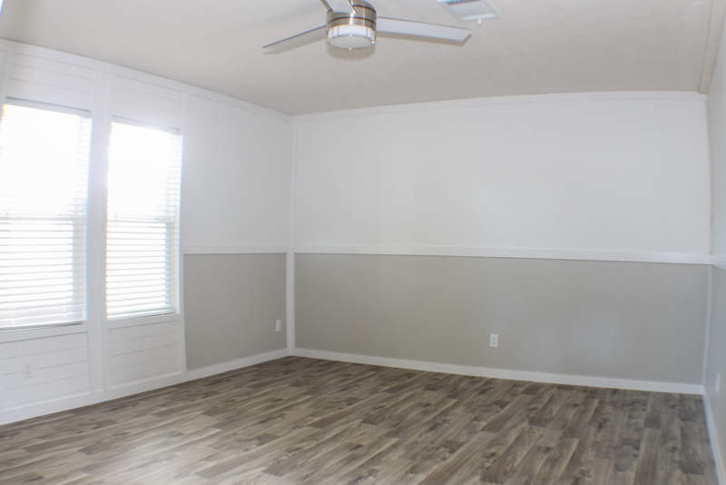 Listing-1573-Photo-1b79abe0-01cd-4176-98b2-3e20a60cb085.jpg