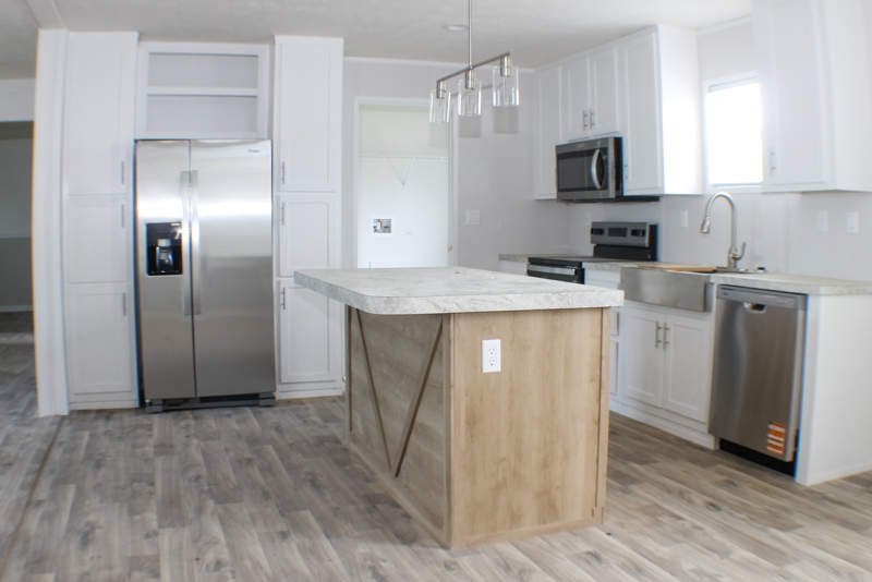 Listing-1573-Photo-6f4973d8-9236-4a7b-a9a5-bc41e69b3571.jpg