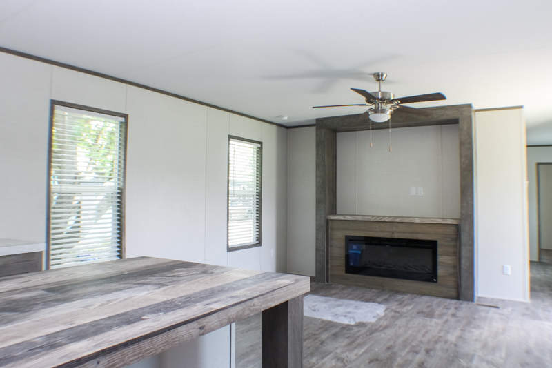 Listing-1574-Photo-0c9c8e08-ba54-4e64-86de-3b1e5a63d6d8.jpg