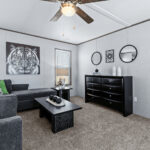 Listing-1555-Photo-37ef06a1-9719-4348-ab5e-d55e25cbe408.jpg