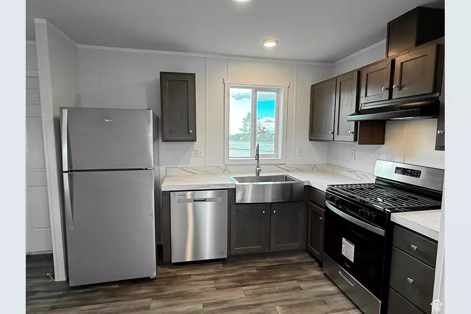Listing-1926-Photo-7bc1399d-c02b-4b1a-a777-be01623e0d05.jpg